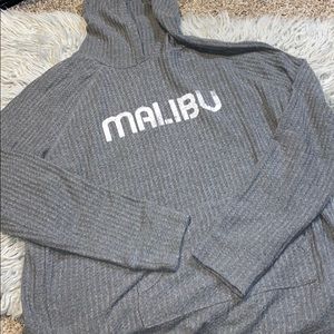 Grey Malibu pullover!